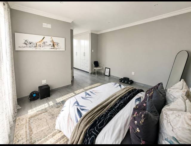 3 BEDROOM TOWNHOUSE FOR SALE IN ARCON PARK